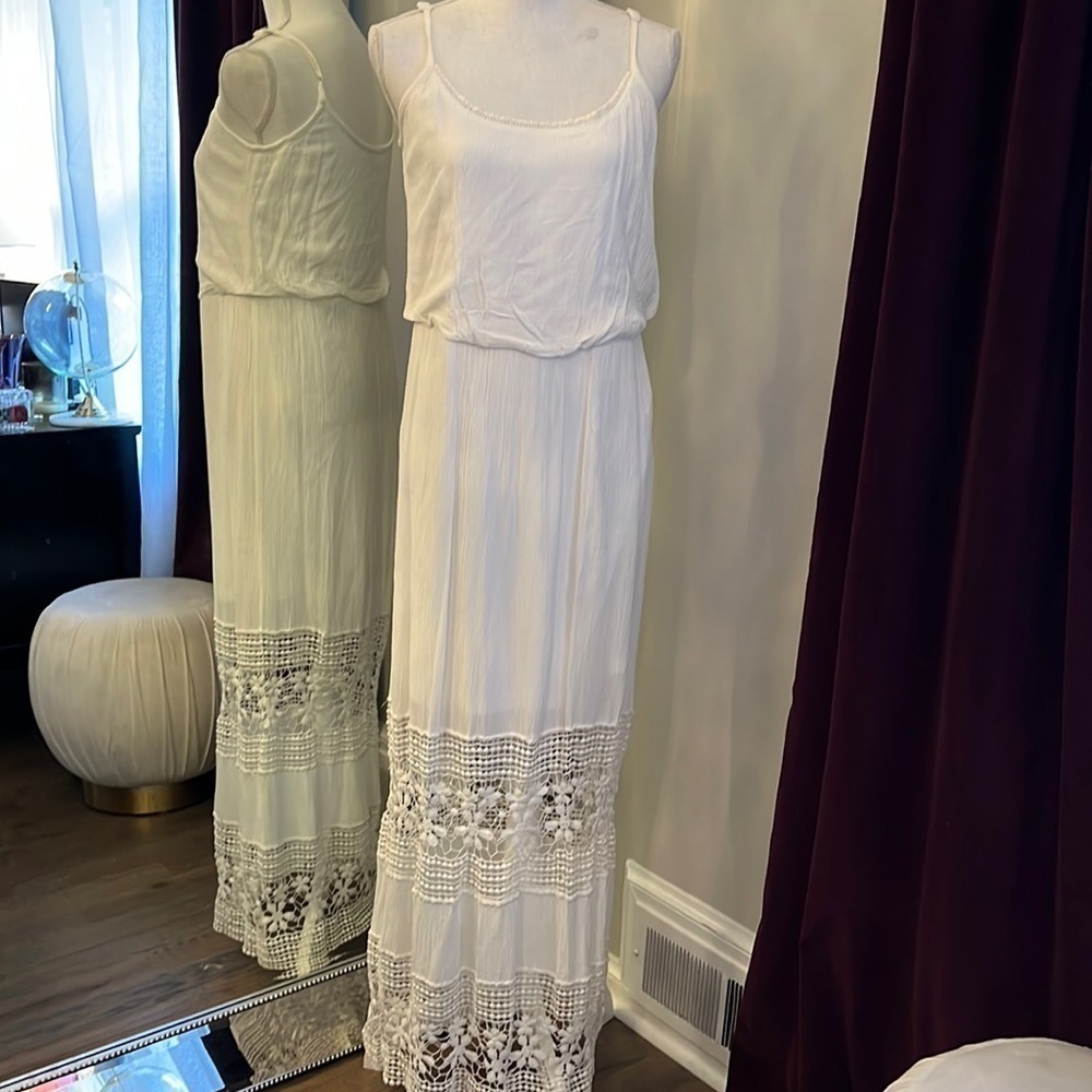 NWOT Allison Brittney White Lace Maxi Size Small